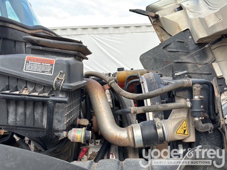 2015-international-4400-image-44