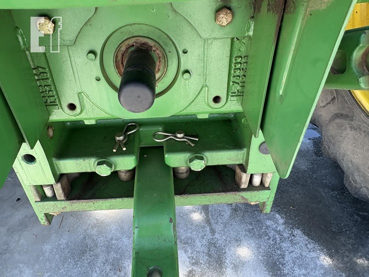 2011-john-deere-7130-image-14