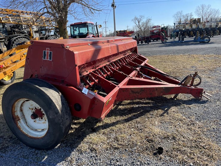 case-ih-5100-image-7