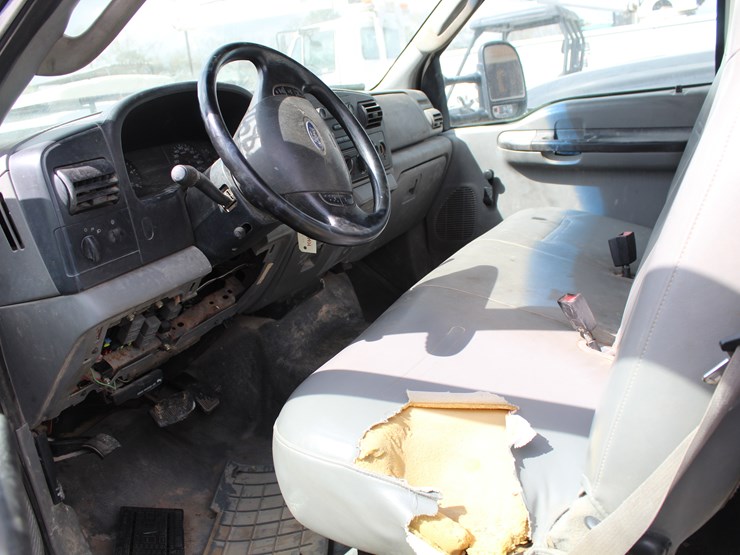 2006-ford-f450-image-7