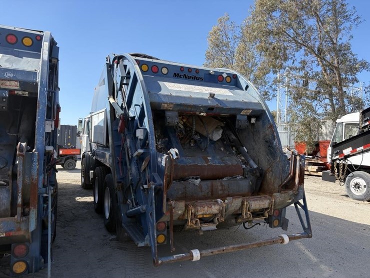 2010-autocar-xpeditor-image-4