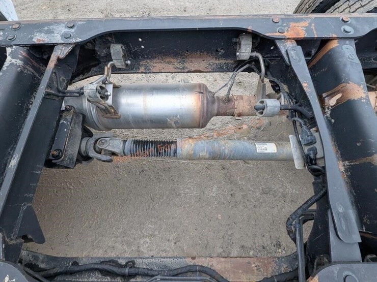 2011-dodge-ram-4500-image-14