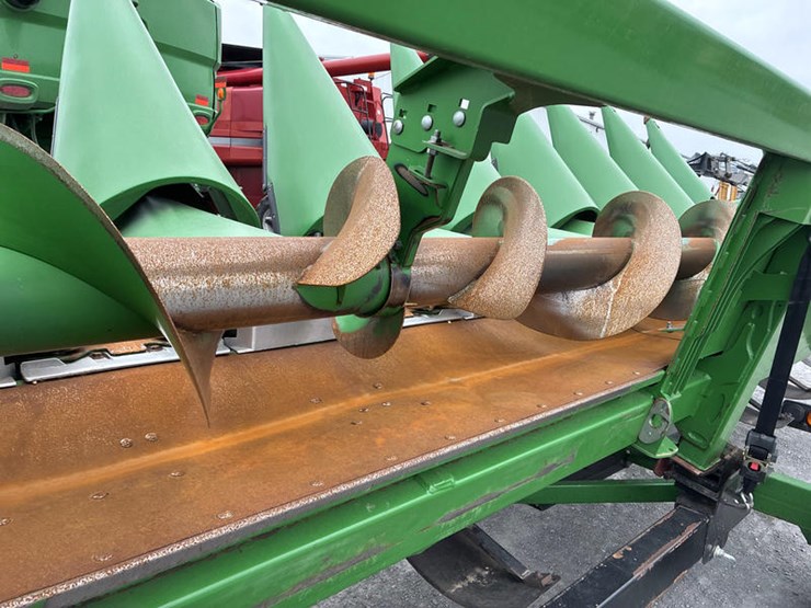 2015-john-deere-612c-image-13