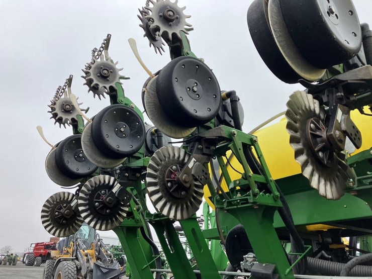 2008-john-deere-1790-image-25