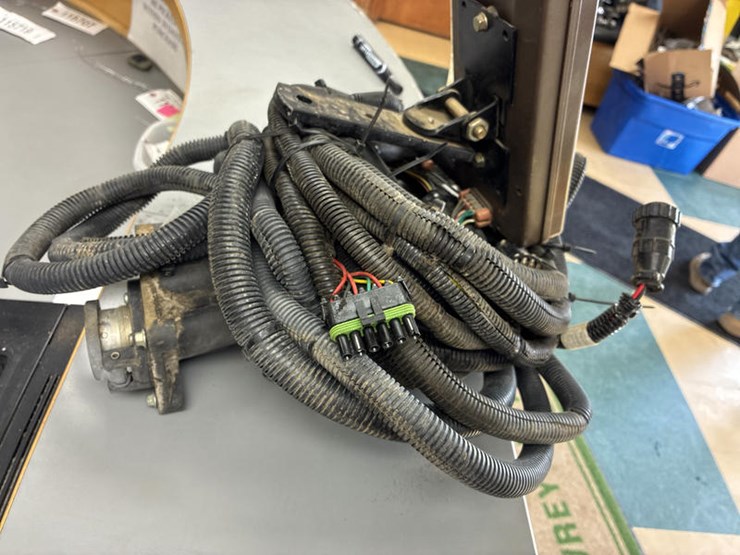 1992-john-deere-4560-image-79