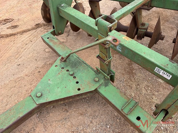 john-deere-24-image-6