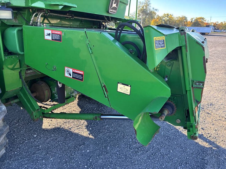 2000-john-deere-9550-image-18