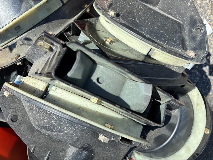 john-deere-7000-image-17