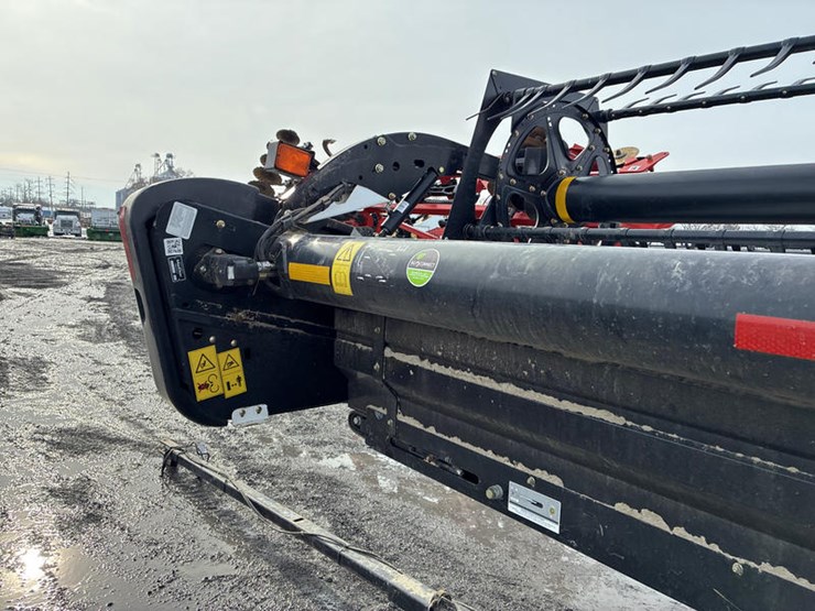 2012-mac-don-fd70-image-46