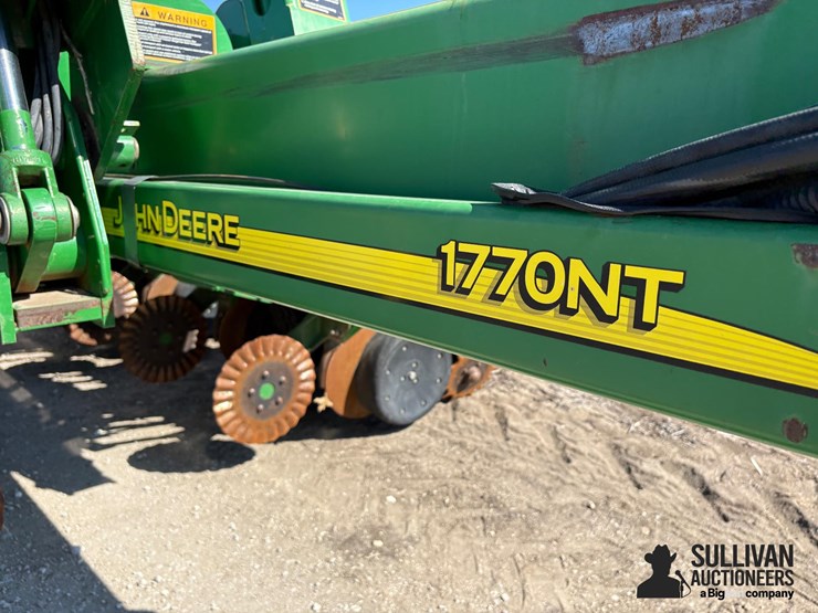 2010-john-deere-1770nt-image-15