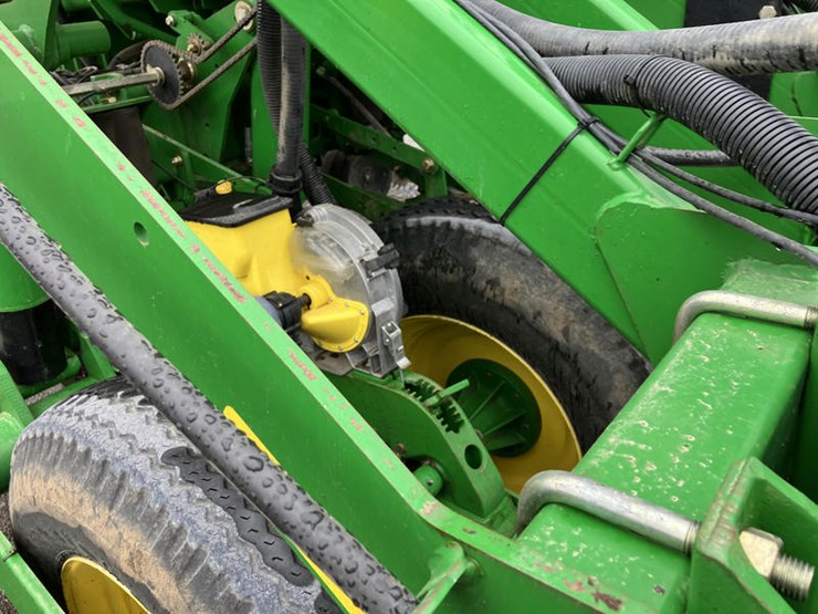 2008-john-deere-1790-image-18