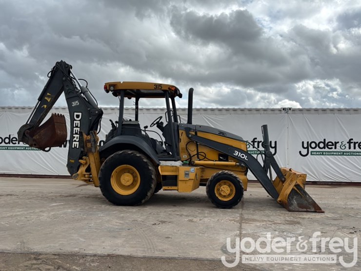 2018-deere-310l-image-6