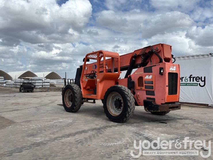 2016-sky-trak-6042-image-3