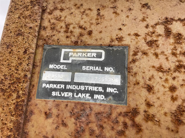 #5033-•-parker-wagon-image-19