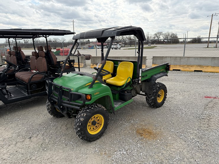 john-deere-gator-image-1