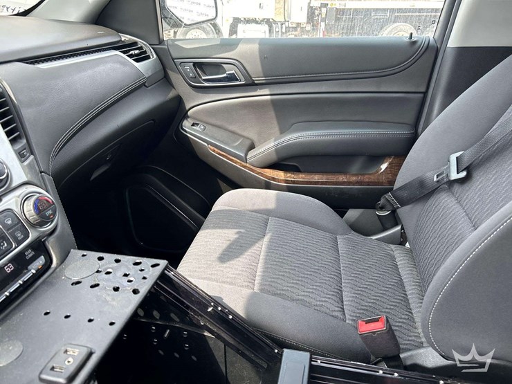 2020-chevrolet-tahoe-image-19