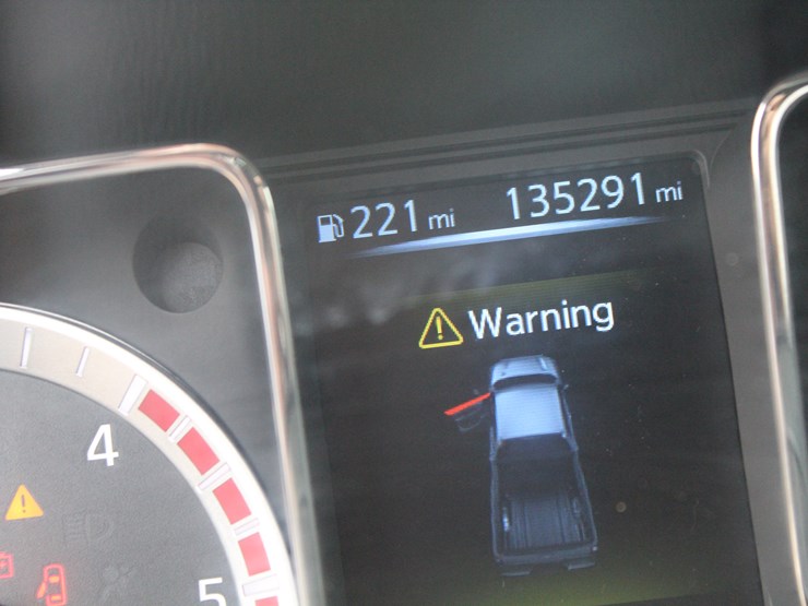 2017-nissan-titan-image-11