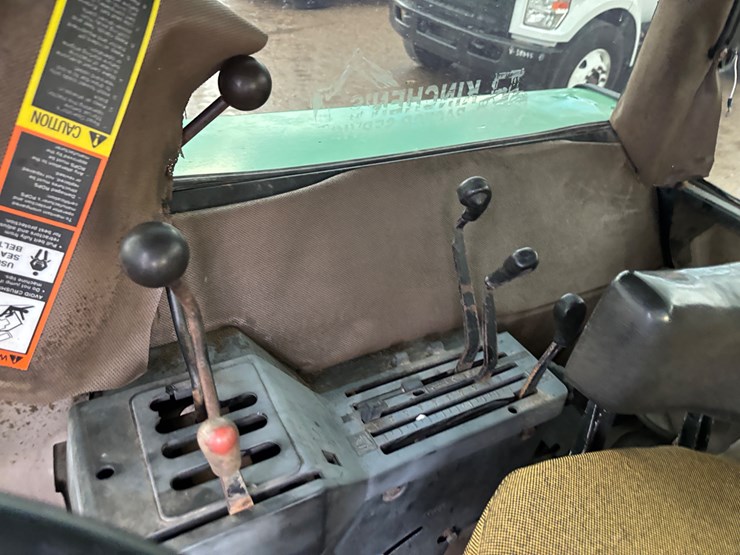 john-deere-3155-image-23