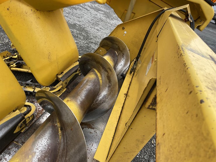 new-holland-996-image-28