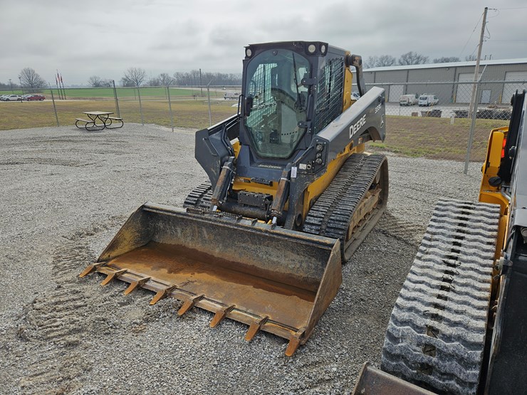 2018-deere-333g-image-25