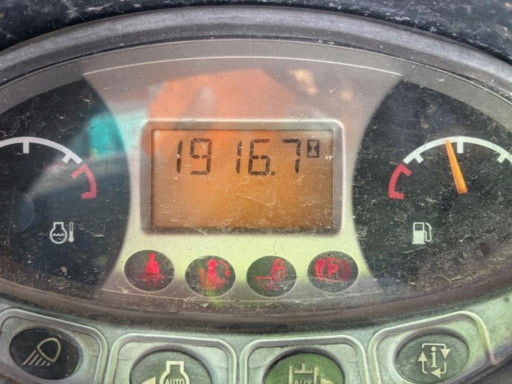 2018-bobcat-s570-image-16