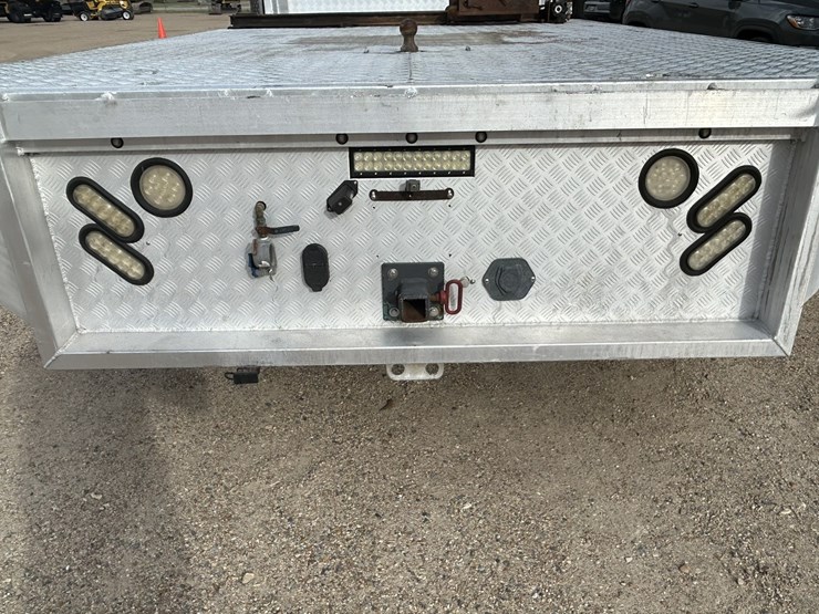 2007-ford-f650-image-9