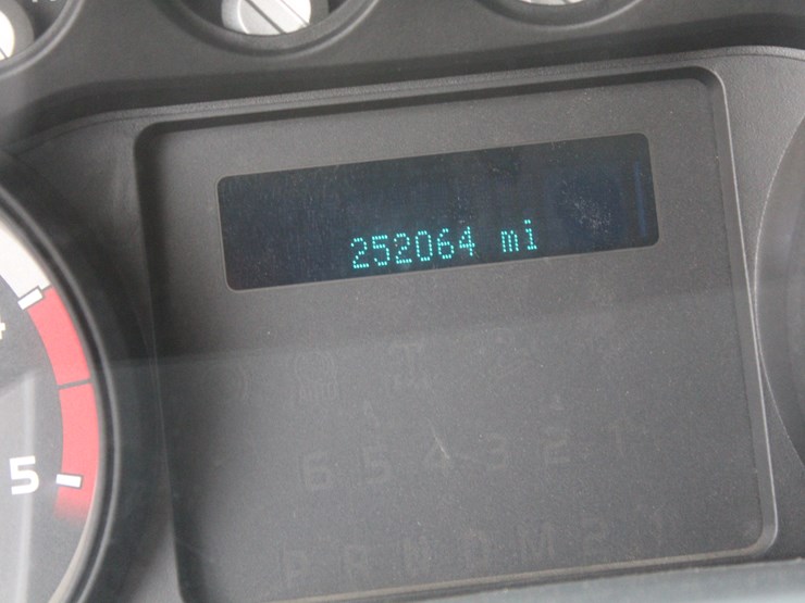 2015-ford-f350-image-16