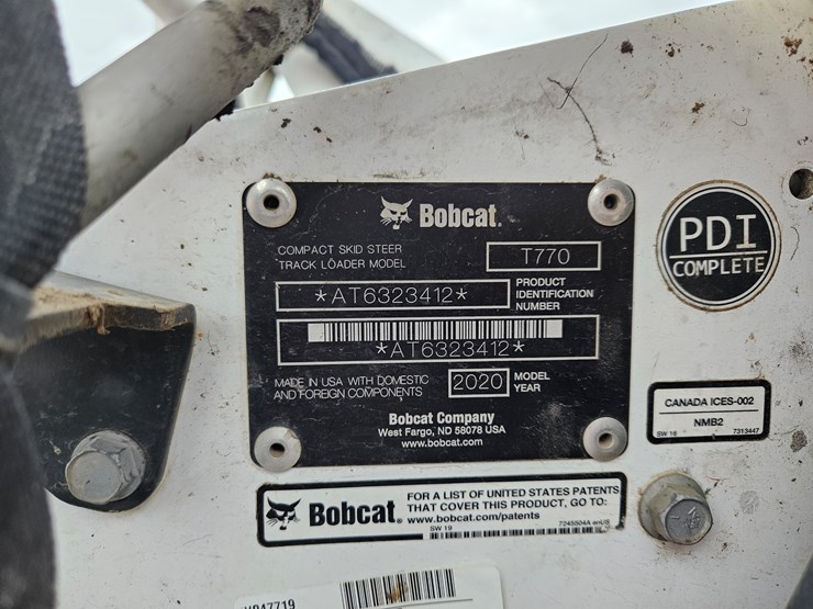 2020-bobcat-t770-image-16
