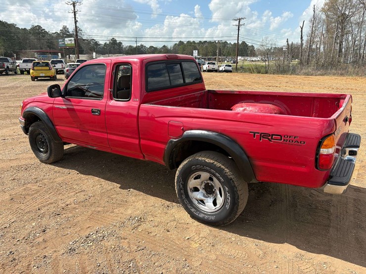 2002-toyota-tacoma-image-2