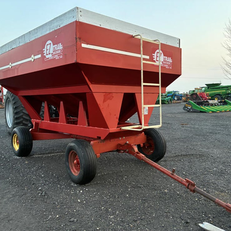 #15053 • EZ TRAIL GRAVITY WAGON