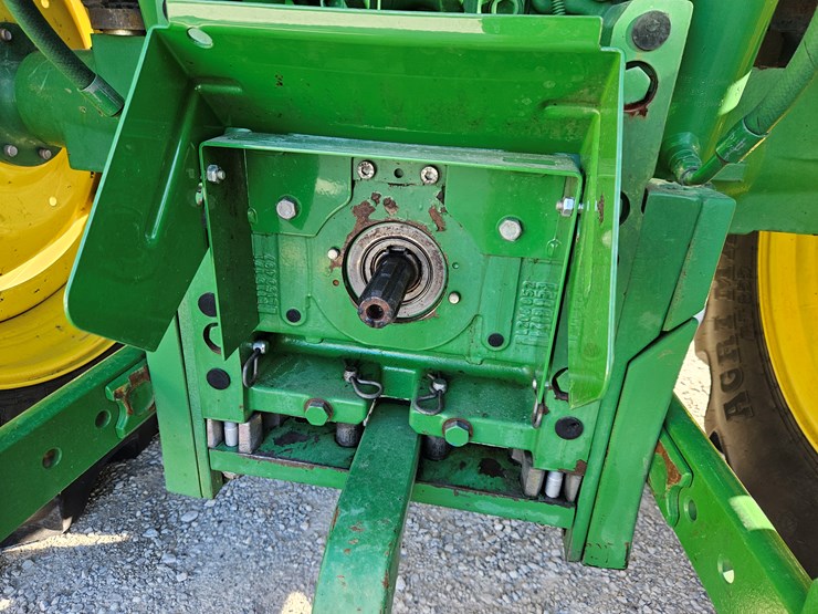 2017-john-deere-6130r-image-9