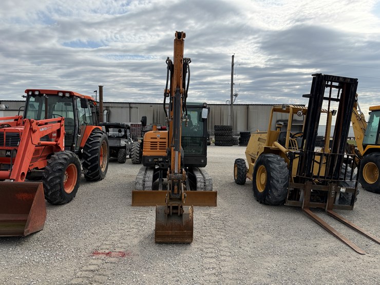 2019-case-cx57c-image-2