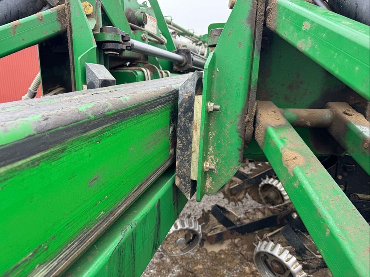 great-plains-yp1625-32tr-image-27