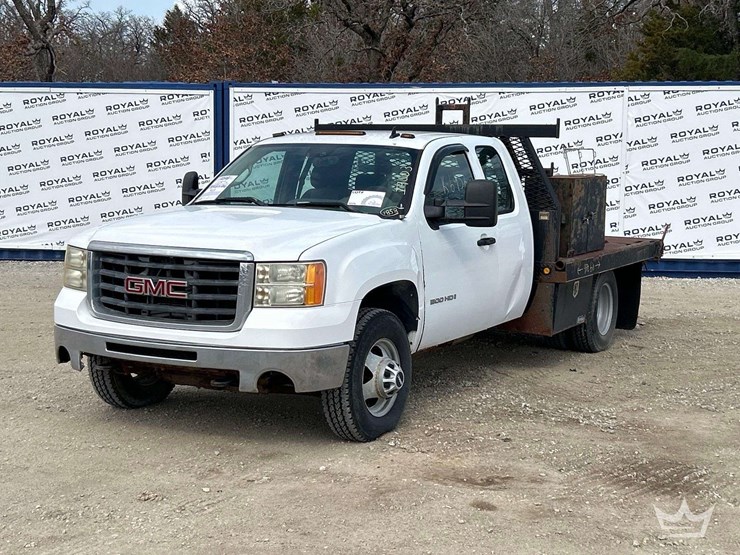 2008-gmc-3500-hd-4x4-ext.-cab-9ft.-flatbed-truck-image-1