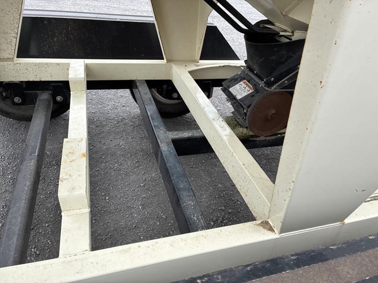 friesen-240rt-image-20