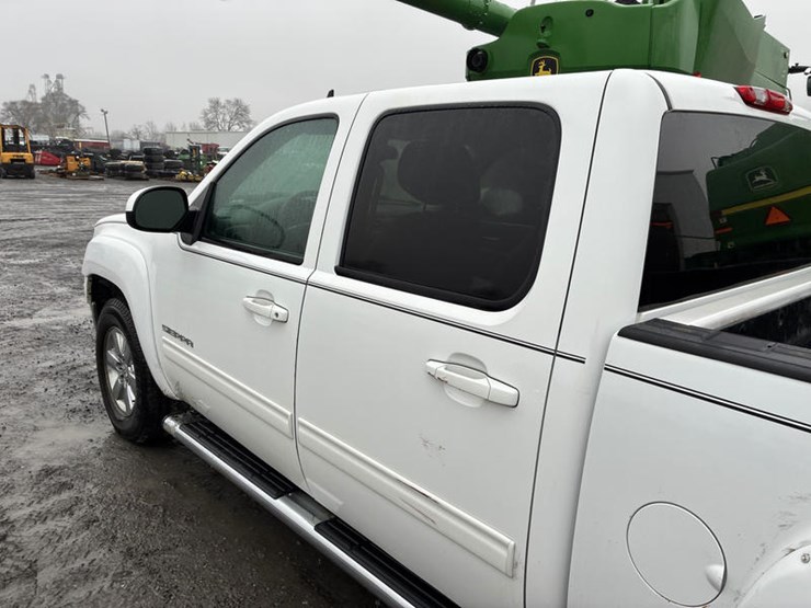 2011-gmc-sierra-1500-image-20