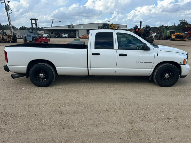 2003-dodge-ram-2500-image-7