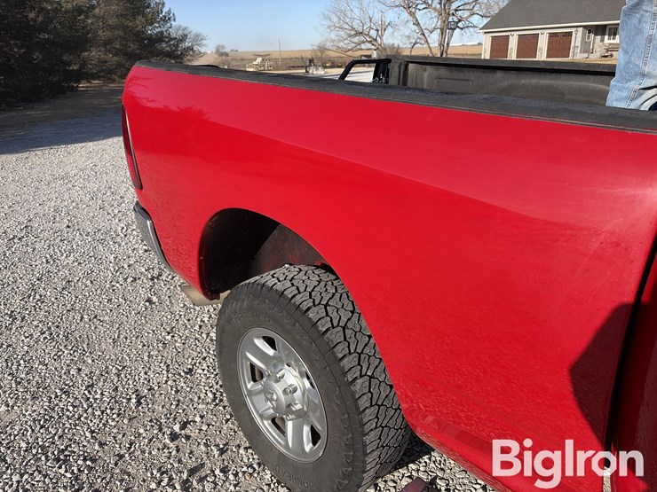 2014-ram-2500-st-image-14