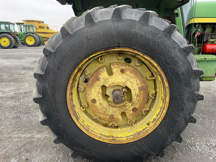 1977-john-deere-4230-image-27