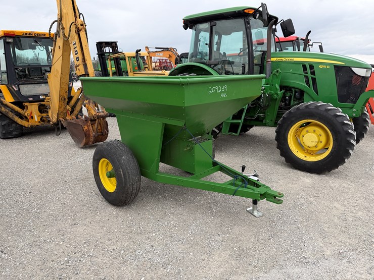 john-deere-300-image-1