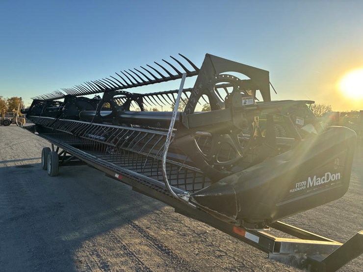 2010-mac-don-fd70-image-8