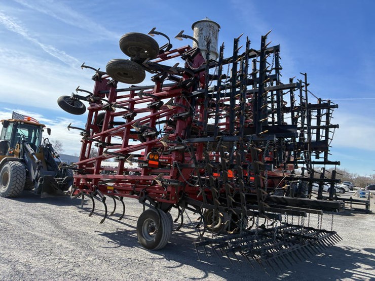 case-ih-200-image-18