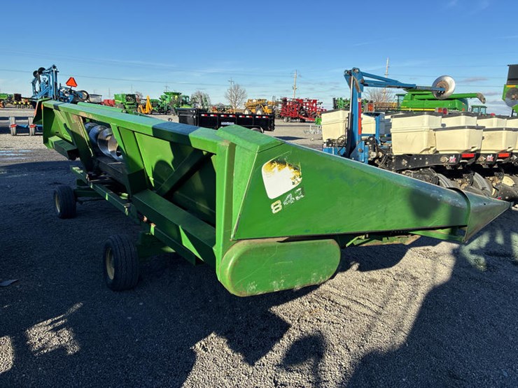 john-deere-843-image-4