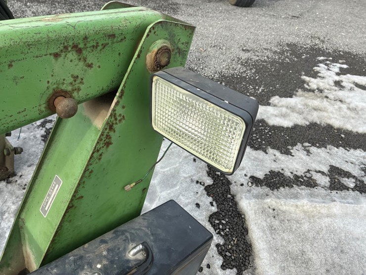 john-deere-158-image-15