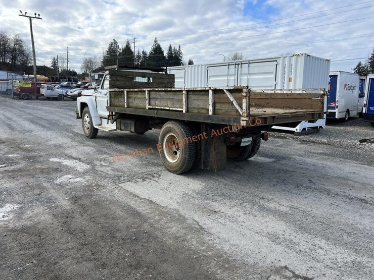 1975-ford-f600-image-3