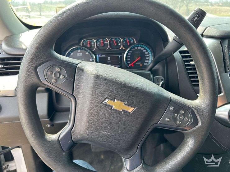 2020-chevrolet-tahoe-image-15