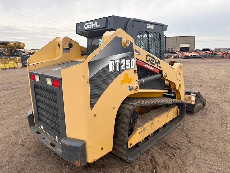 gehl-rt250-image-5