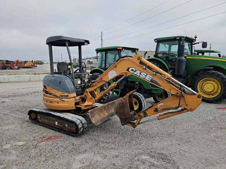 2012-case-cx31b-image-21