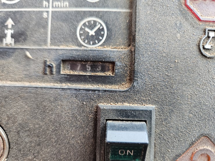 1988-john-deere-4650-image-9