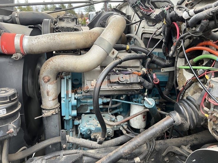 1999-international-4000-image-17